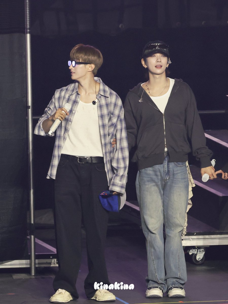 an hd pics of clingy joshua holding dk’s hand &amp; arm 😭🤍