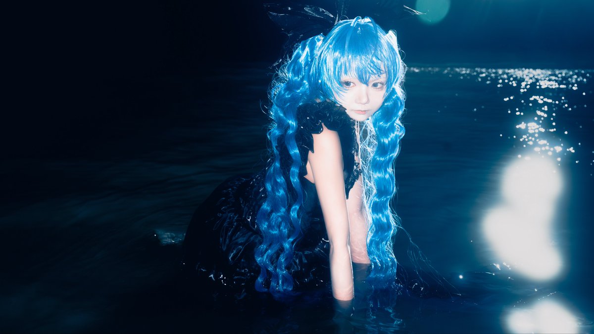 深海少女

💙 <a href="/RJ_cos09/">류지 ✨️</a> 

p. <a href="/w_cos_w/">와니</a>