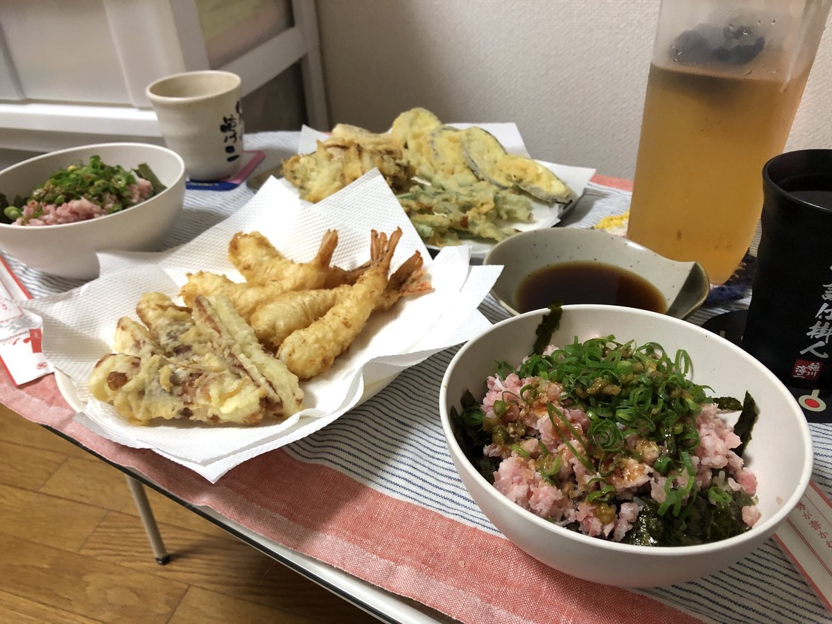 _GIN_ch_'s tweet photo. 🍤🥢 https://t.co/pSYzPAgYm5