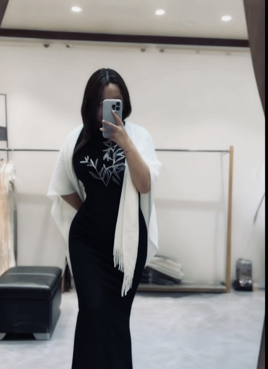 Y77azf's tweet photo. 我一般就是把自己往bbw里p https://t.co/0seMfClGrB