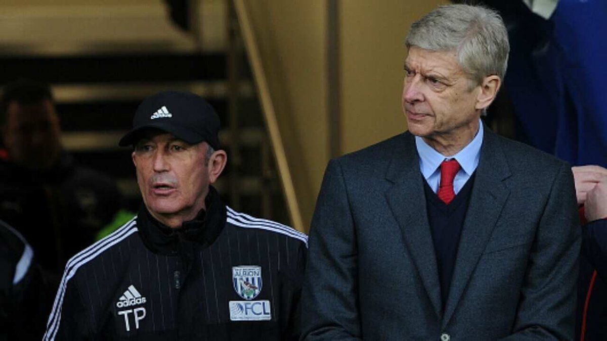 TouchlineX's tweet image. 🚨🗣️ 𝗡𝗘𝗪: Tony Pulis: &quot;I find it funny that 10 or 12 years ago, I was taking a lot of flak from Arsenal supporters and Arsene Wenger, saying that Stoke were a rugby team because of our corner routines and long throws.&quot;