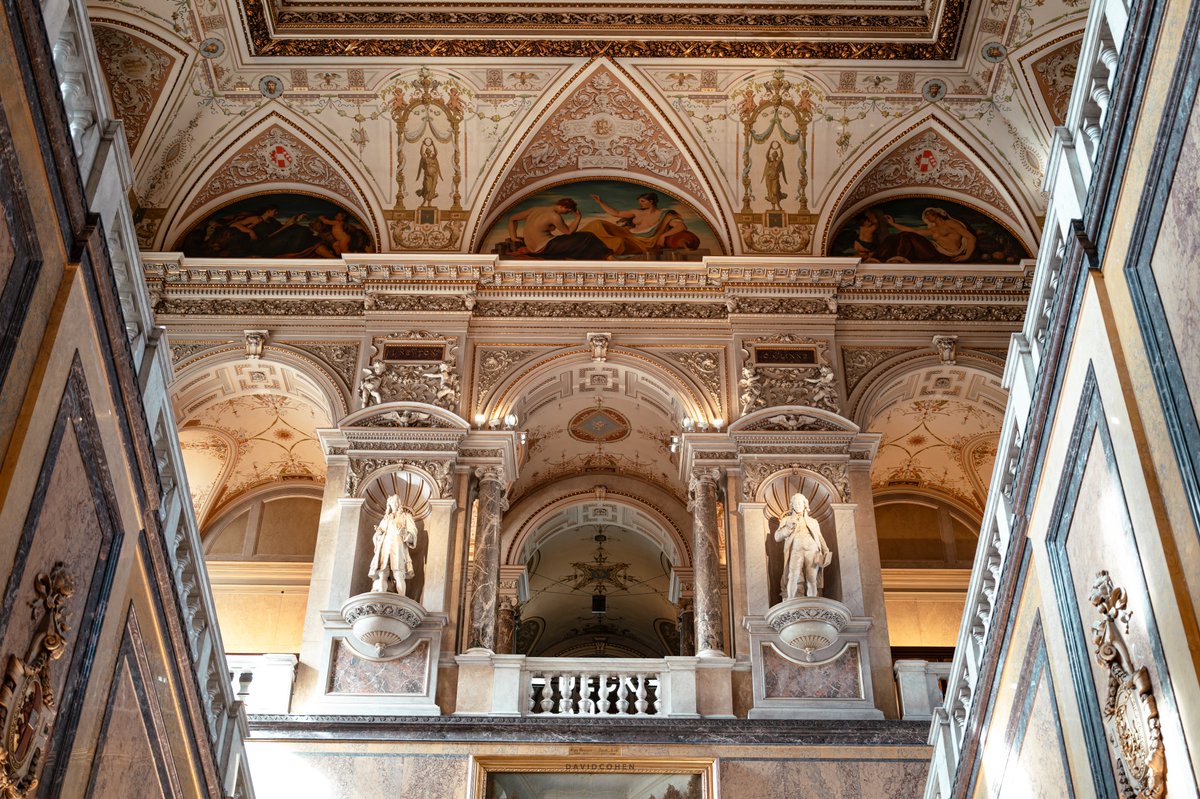 DAVCOHPHOGRAPH's tweet photo. Architecture inside #NaturhistorischesMuseumWien (Museum of Natural History Vienna).
#LeicaQ343 #LeicaCamera #Leica #LeicaQ #LeicaQ3 #LeicaPhotographer #LeicaPhotography #LeicaCameraUSA #LeicaLook #LeicaLUX #MyLeicaPhoto #Photographer #Storyteller #JewishPhotographer https://t.co/an3RPLFiqJ