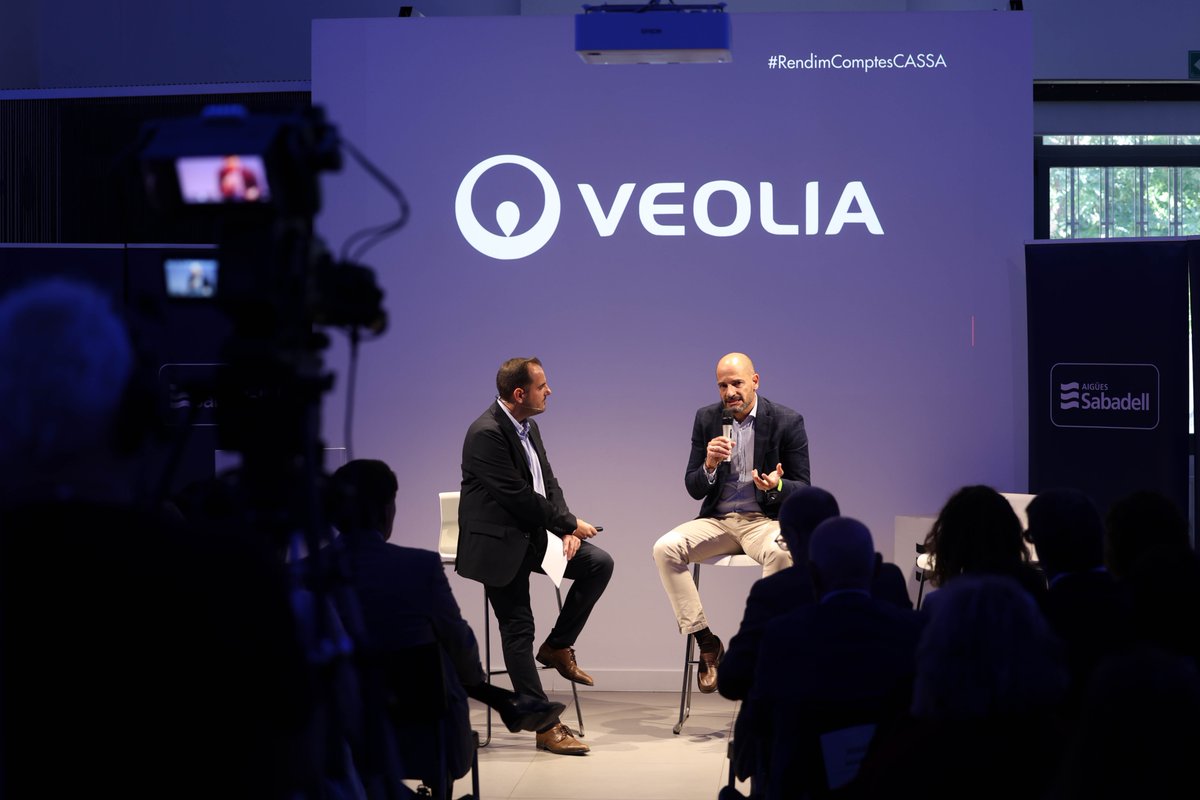 AgbarEsVeolia's tweet image. 💧 El director Agbar-Veolia de Desenvolupament de Negoci, Vicente Gómez, ha participat a l’acte de rendició de comptes d’@AiguesSabadell destacant els reptes climàtics i la importància de garantir el subministrament amb recursos alternatius com l’aigua regenerada i la…