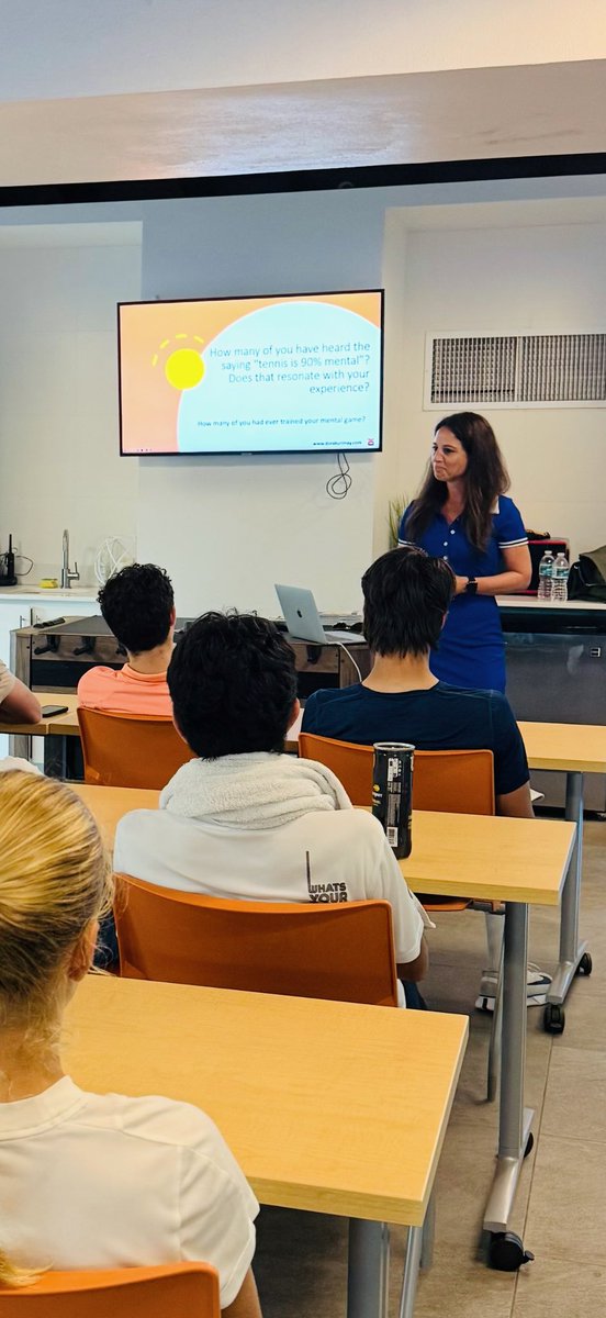 dorakurimay's tweet image. Mindset is everything. 💪
Grateful to share my Mental Game &amp;amp; Mental Toughness workshop with the amazing youth at Biltmore Tennis Center!
Loved their energy, focus &amp;amp; drive to grow. 🌟

#TennisLife #MindsetMatters #ChampionMindset #BiltmoreTennis #MentalGame