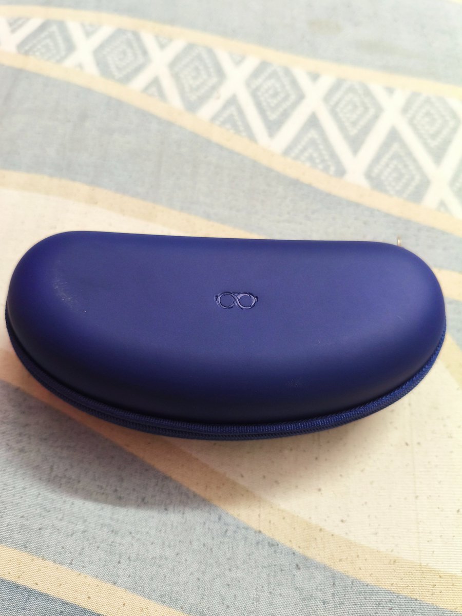 My contribution to Lenskart. Today, I purchased blue ray protection glasses and free eye check-up. Btw service is very good.

#lenskart