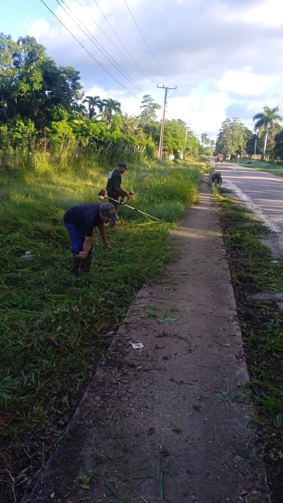 En #LaLisaViveEnMí se trabaja cada día por la higiene comunal. #CubaEstáFirme