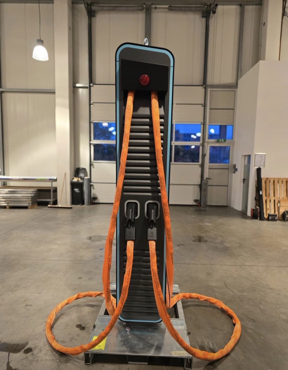 JCTAXIELECTRICO tweet media