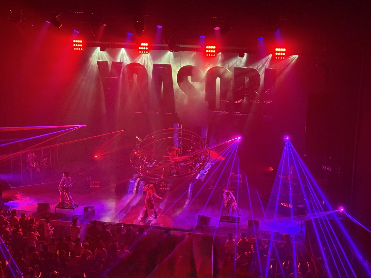 Miyuki_Neph's tweet photo. YOASOBI WANDARA福島公演Day1最高だった！！
身体の内側まで音楽が響いてきて迫力凄かった！！
人生初ライブがYOASOBIのライブで本当に良かった！！
いつかまたいわきでライブして欲しい！！
#YOASOBI_WANDARA #YOASOBI https://t.co/kp1oCR4Txv