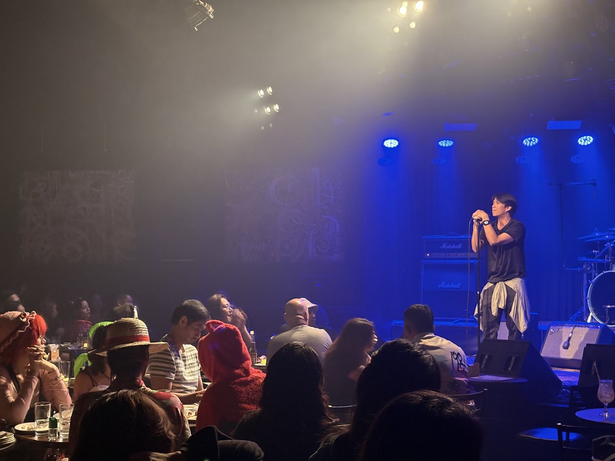 kenanquitco's tweet image. Waaaah unang beses ko lang makapunta rito at lalong unang beses ko palang 
mag perform dito sa makasaysayang @19East  😎🙌🏻

TYL 🙏🏻