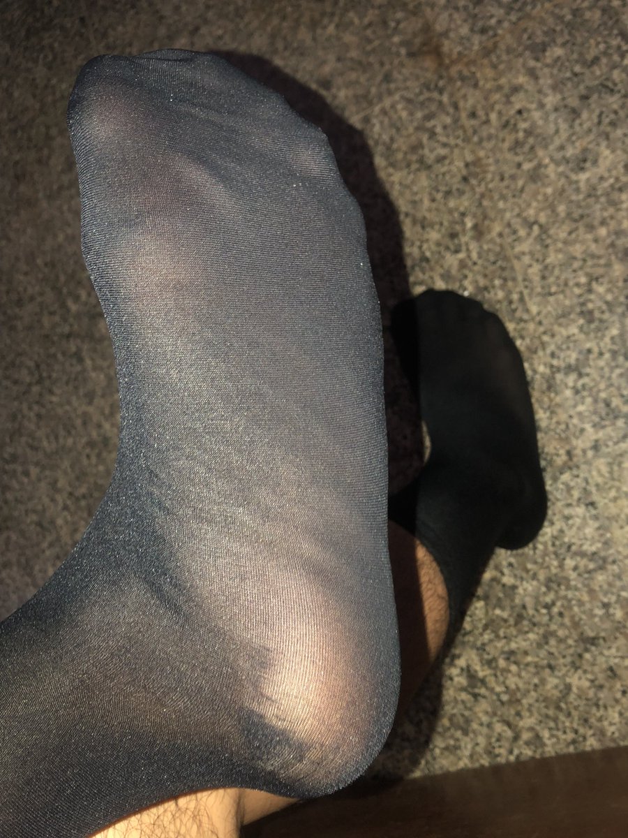 pitlookdoom's tweet image. 🧦🧦s.shopee.co.th/2B64knZtnM