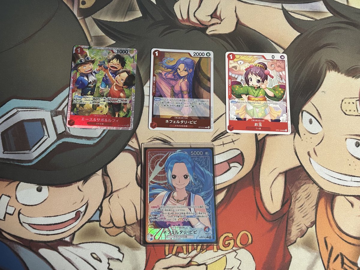 tatatata_pp's tweet image. ビビの構築悩み中🌀