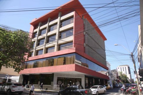 PoderJudicialPY's tweet image. 🔴Se suspende por 30 días entrada en vigor del nuevo  procedimiento para el registro y circulación de motocicletas y vehículos  similares
➕Info goo.su/0CL59C