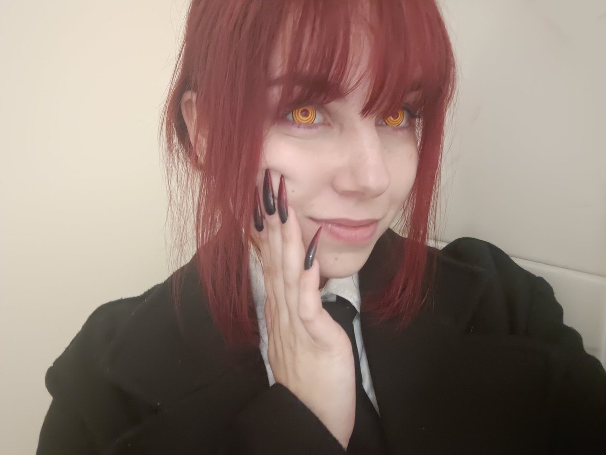 zyumiiko's tweet photo. character                               cosplay https://t.co/74au5YUHQx