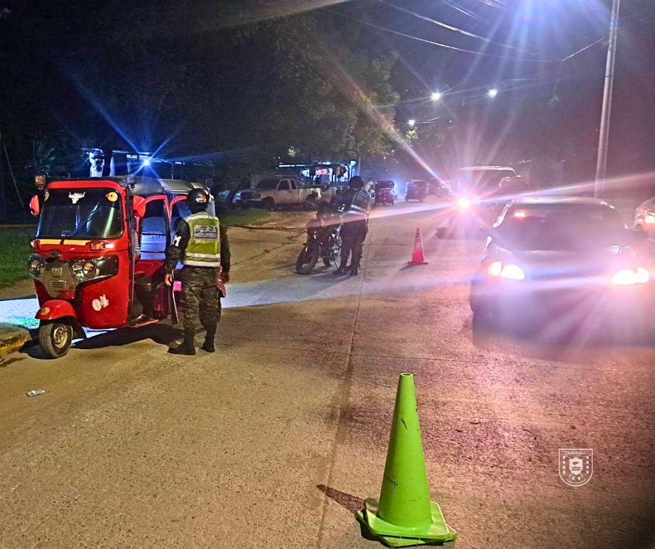 PMOPHN's tweet photo. #SoluciónContraElCrimen | Las @FFAAHN a través de la Policía Militar del Orden Público (#1BCPMOP, #2BPMOP, #3BPMOP, #6BPMOP y #9BPMOP), ejecutaron operaciones de seguridad nocturnas en distintos sectores del departamento de Cortés.
#PMOPHN #FFAAHN #EjércitoDeHonduras #200AñosAlServicioDeLaPatria