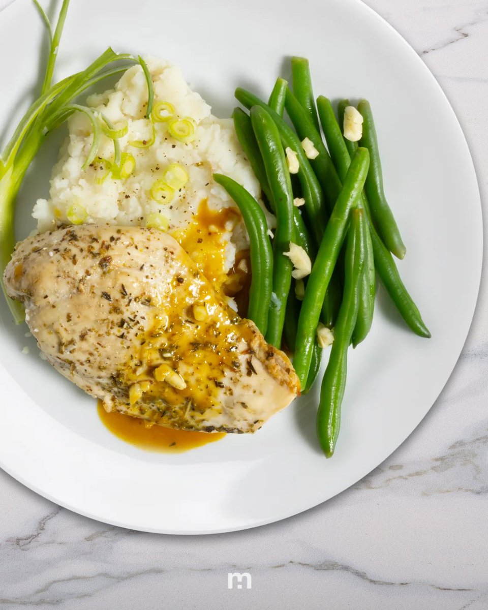iModifyHealth's tweet image. Our Garlic Roasted Chicken with Sour Cream &amp;amp; Onion Mashed Potatoes is a Mediterranean favorite! Try it in your next box

#modifyhealth #mealdelivery #fiber #ibs #ibsproblems #healthyeating #feelbetter #guthealth #celiac #glutenfree #lowfodmapdiet #mediterranean #mediterraneandiet