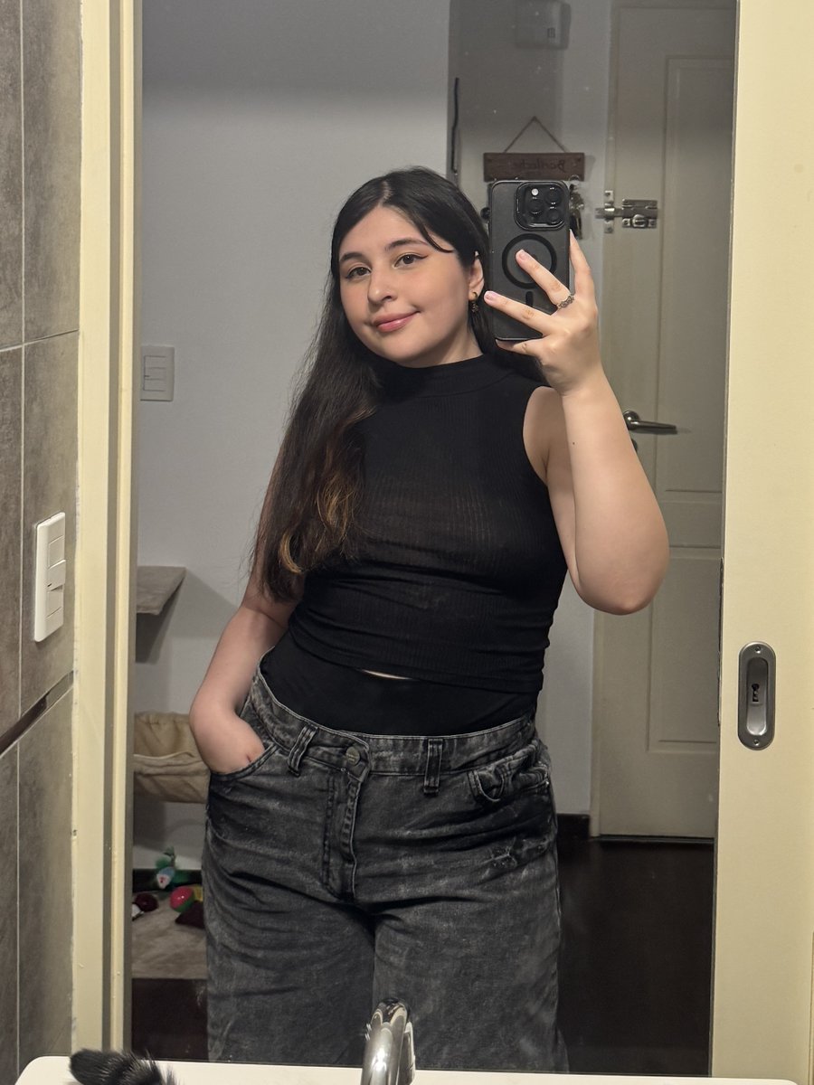 "Monuments by day, mischief by night… Washington, want to play? 😏🇺🇸 

#DCNights #FlirtyTimes #WashingtonDC #DCVibes #DCLife #DCEats #DCEvents #VisitDC #DCCulture #CapitalCity #DCLove #ExploreDC