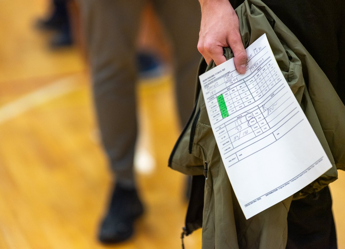 Each October, officers who’ve completed probation can take on the POWER Test — a voluntary challenge demonstrating discipline, fitness, and professionalism.

Those who step up and complete it earn an incentive.

Proud of everyone who rose to the challenge!

#ChicagoPolice