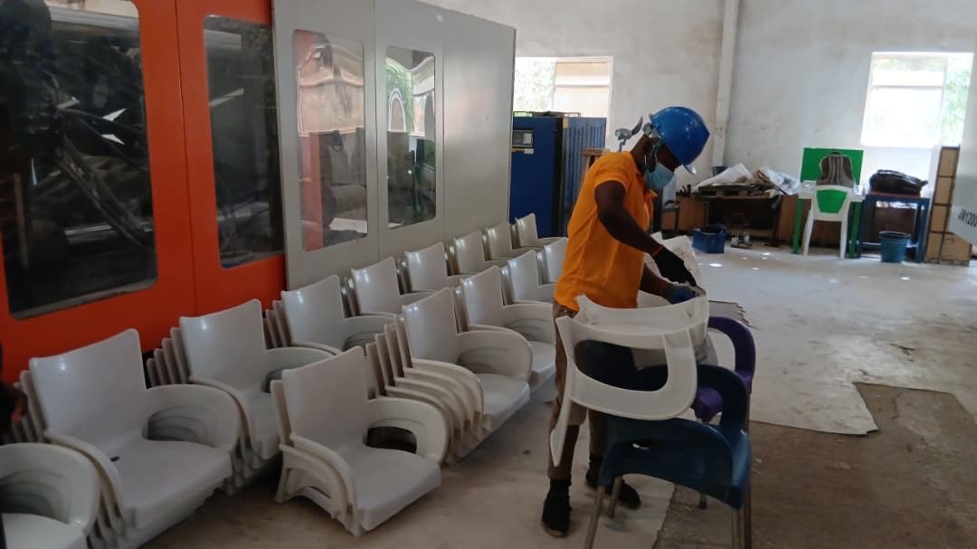 dauda_iliya's tweet photo. Zulum: Borno begins export of plastic materials

As part of the economic revitalisation efforts of his administration, Governor Babagana Umara @ProfZulum Zulum has announced the commencement of exporting plastic products, marking a significant stride towards self-sufficiency.

The governor emphasised that the move is a strategic part of a broader agenda to industrialise the state and wean it off over-dependence on monthly federal allocation.

Zulum made the announcement on Thursday during an inspection tour of @BornoGovt Borno Plastic Factory located in the new Maiduguri Industrial Area.

“I am happy to note that people from Borno State will no longer procure plastic materials from other places. You have seen that the products have been sold to our neighbouring countries and other states within Nigeria. We will invest more in our industries, so that in the near future, Borno State Government will no longer rely on Federation Account for its day-to-day activities,” Zulum said.

The governor revealed that the factory has started its international orders, with finished plastic wares already shipped to neighbouring countries such as Chad and the Republic of Cameroon.

Zulum noted that the facility was initially constructed during the administration of former Governor Kashim Shettima, but was resuscitated as part of his administration’s recovery and development plan.

Governor Zulum further explained that to ensure its sustainability and commercial viability, the government transitioned the factory to a Public-Private Partnership (PPP) arrangement, with Tatabe Global Services now managing the day-to-day operations, production, and marketing, while the state government provides oversight and a conducive business environment.

The factory, now operating at full capacity, produces a wide range of items, including plastic chairs, tables, basins, and other plastic materials. It has also created hundreds of direct jobs for indigenes, providing a critical source of livelihood.

Zulum was accompanied by the Speaker of Borno State House of Assembly, Abdulkarim Lawan, as well as principal officers of the House of Assembly and other top government officials.
