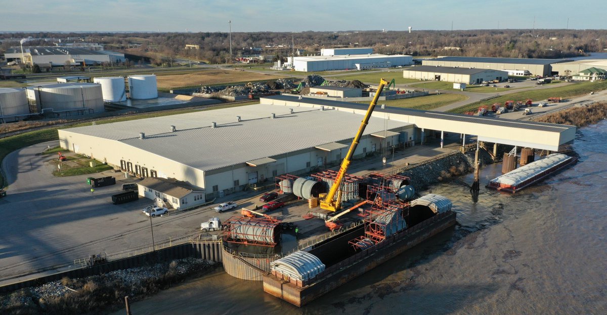 💡 Want to reduce or defer import taxes? Foreign-Trade Zones let you store, process, or combine goods—boosting cash flow and cutting costs. 

 Learn more: buff.ly/DwXBPS2