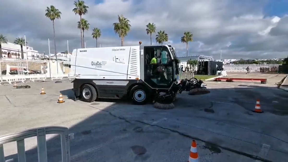 🔝 ¡Fantásticas noticias que nos llegan desde Rota, en las <a href="/JornadasAnepma/">Jornadas Técnicas Anepma 2025</a> de <a href="/EspacioAnepma/">EspacioAnepma</a>!

🏆 Doble premio para nuestros conductores en los concursos de destreza

🥇 Ramiro Pérez gana el de recogida urbana y Jesús Sánchez, el de barredoras de limpieza viaria

😍 ¡Enormes!