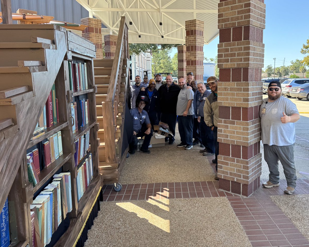Saw our maintenance crew all hands on deck today moving massive Harry Potter staircase props for <a href="/DHSWildcats/">Destrehan High</a> Theatre🪄🏰. Their teamwork and “All In” attitude make magic happen behind the scenes every day. 
#AllIn💯
#YouBelongHere📍 #ExpectExcellence💯