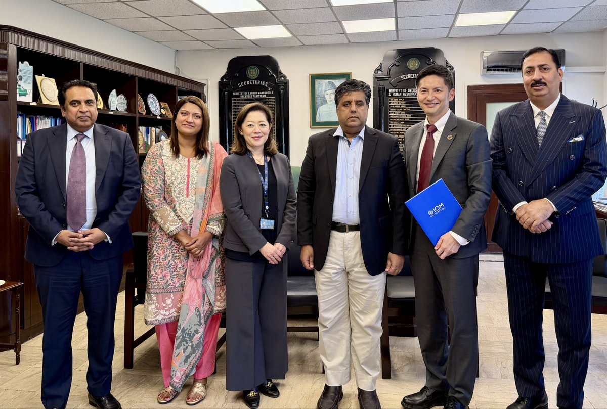 iori_IOM's tweet image. 🇵🇰#Pakistan is among the world’s top 10 labor-sending countries, with remittances fueling socio-economic growth. Pleased to meet Hon. Secretary Nadeem Aslam Chaudhary of @MOPHRD as @IOM_Pakistan values our partnership to promote regular #migration pathways &amp;amp; migrants’ protection.