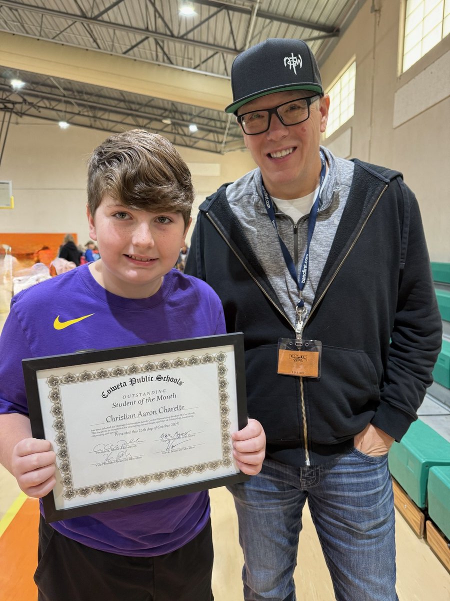 Vern_Charette's tweet image. My buddy is absolutely killing it at school. When he gave his “speech” he said his favorite book is “the Bible because I like to learn about God.” He also said his hero was “Jesus Christ, the one that died for our sins and was raised again.” That boy preached this morning! 😀