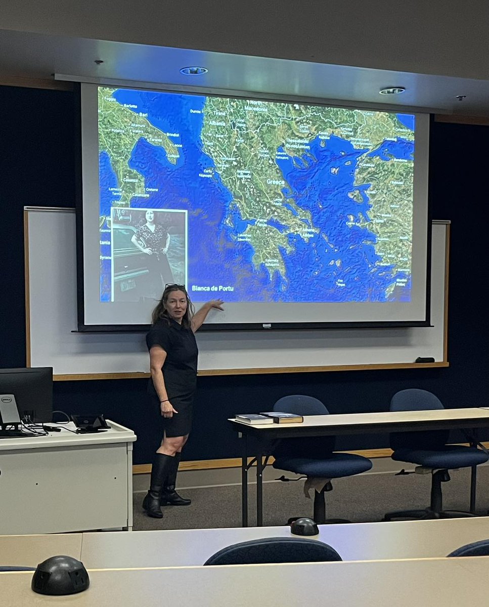 APSU_TV's tweet image. Congrats to Prof. Karen Bullis on her CoAL Faculty Research Spotlight Talk: “Making the Local Documentary”! 🎥

#apsutv #apsucommdept #thisiswhatwedo