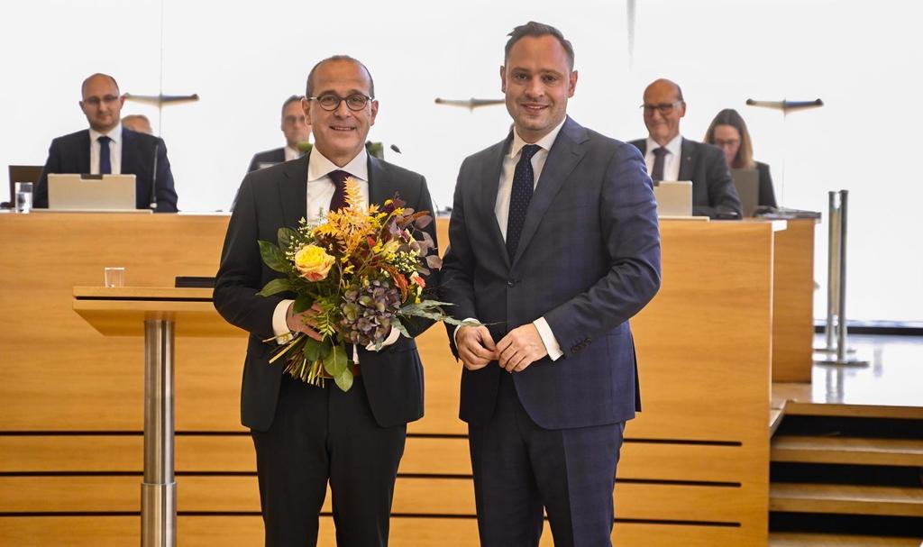 Gratulation: Martin Modschiedler wurde heute als Sächsischer Integrationsbeauftragter
vom Landtag mit absoluter Mehrheit gewählt. Grundlage seiner Arbeit ist das Sächsische Integrations- und Teilhabegesetz.