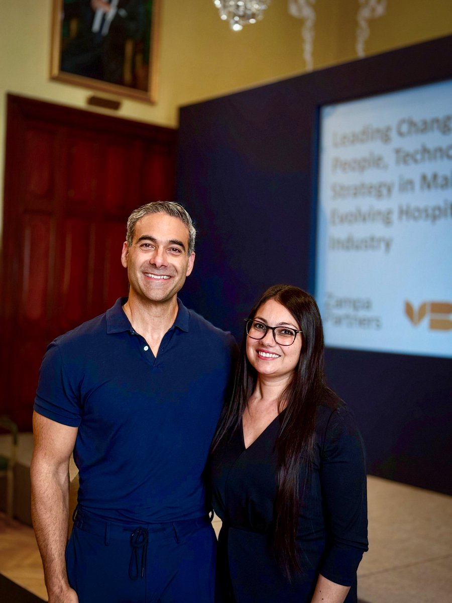 Leadership in this new era isn’t defined by control, but by curiosity. Not by hierarchy, but by human connection. On stage discussing #AI and #hospitality