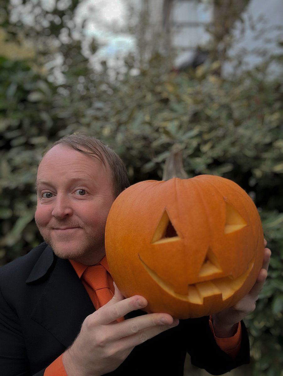 Happy Halloween Everyone ! 🎃 🎃