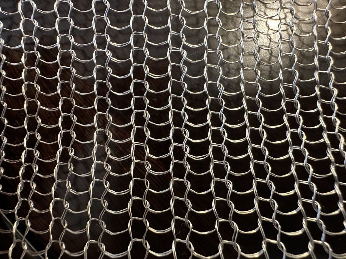 Between the subtleties, it is different; within a millimeter, it is precisely controlled. HASAV focuses on high-precision screen manufacturing, redefining industry standards, and protecting your production efficiency and product quality.
Email：hbhasav@163.com