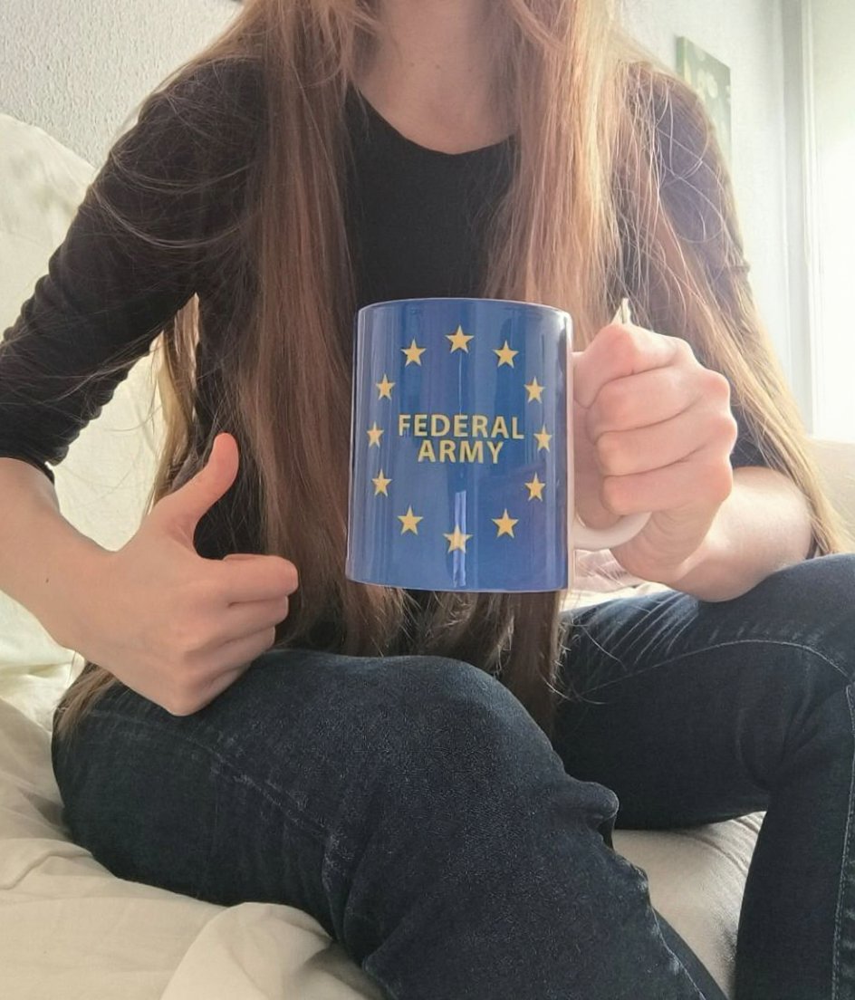 Repost this photo if you want all the enemies of the EU to get angry. ❤️
#Federalarmy