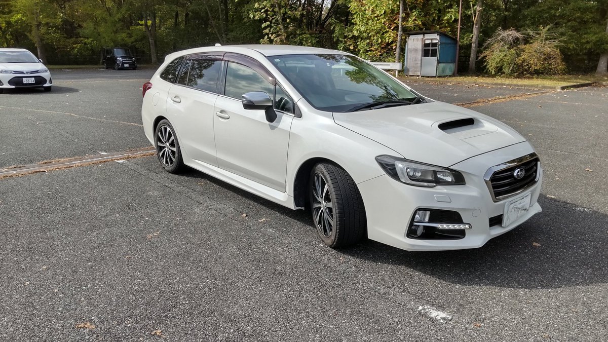 年配者特有の
前進後進の急発進や
ミサイル運転を
防止してくれる
中古車を買ったっぺ🐧💦