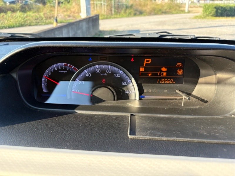 mh55s 増車しました。
義妹さんがスマイル新車購入の為、私の所へ、新車からの家族間ワンオーナーで引継ぎ、新車からの記録簿やらなんやら、全て有りDL整備の優良個体、7年落ちなんて、
私の車の中では最新の車です！
埼玉から群馬倉庫片道80も楽々です、大型荷物や重量物はジャンボくんで！