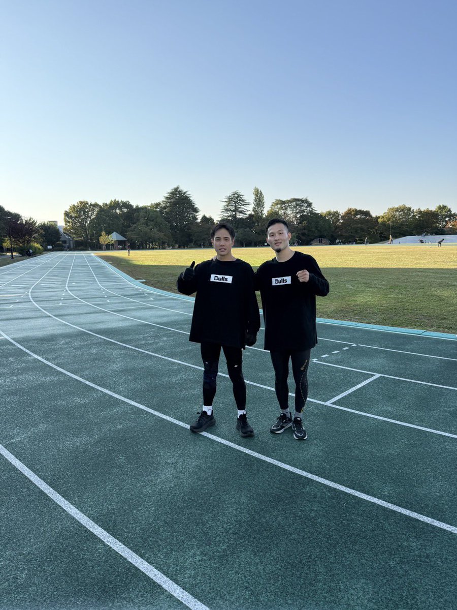 tadaokajyn's tweet photo. ラントレからのジムワーク🏃‍♂️🥊
800×8本🤮
次戦に向けていい練習できてます🙇‍♂️🔥

久也11月11日試合です👍
勝てよ🔥🤝
＠hisaya226 https://t.co/xNbvlaS1us