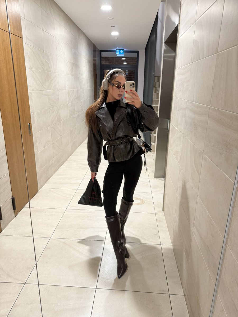 Spotykasz mnie na mieście, co robisz? 😂