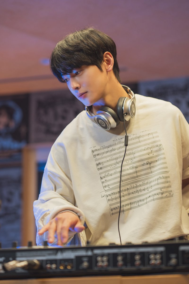 김여울 tweet media