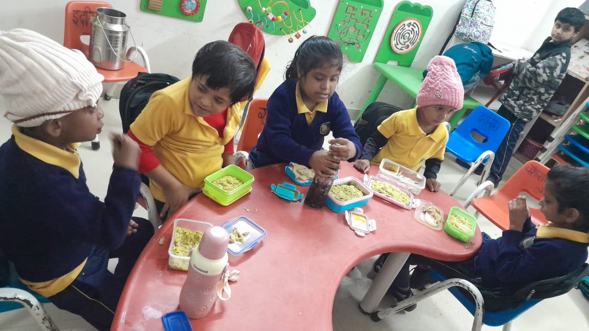 rmkmngo's tweet image. Thank You, Feeding India! 📷Feeding India by Zomato is providing daily meals to 240 students  at Minu School, Ajmer(A Unit of RMKM Chachiyawas)  under #DailyFeedingProgram &amp;amp; #PoshanToPathshala. #FeedingIndia #RMKM #MinuSchool #ChildNutrition #InclusiveEducation #CWSN