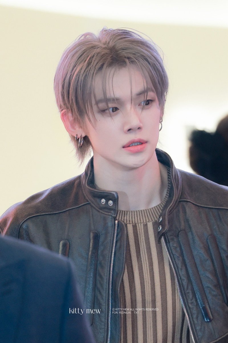 kittymew99's tweet photo. 251030 HQ 

 #연준 #YEONJUN #ヨンジュン 
#TOMORROW_X_TOGETHER https://t.co/xXFRXCWFRF