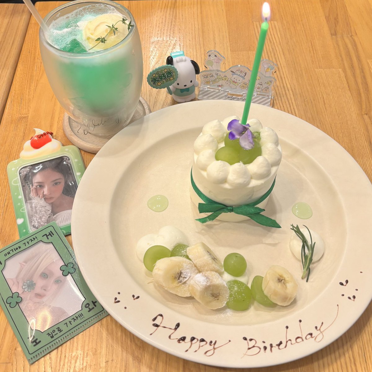 めぐ様✩⋆確認専用ページ ハーフバースデーガーランド（ネーム含む） サメ バースデーガーランド (名前＆年齢込み) - HARUMI-PAPER'S