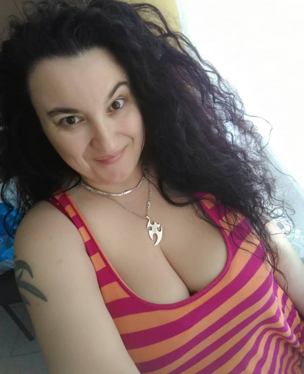 Bacak aramı yeni agda yaptım yalamak isteyenler takip etsin Rt yapsın canlarım