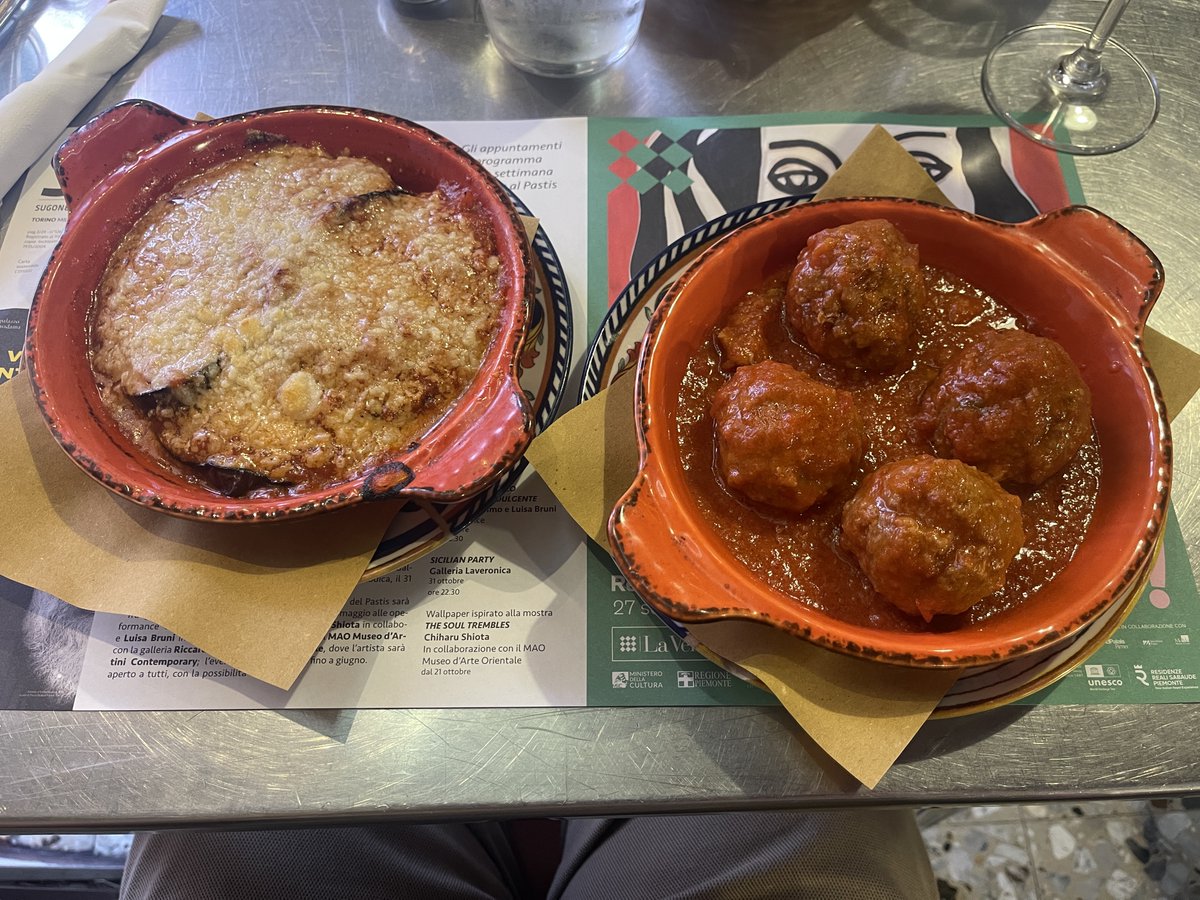 Currently in Turin and every time I'm in Italy I realise why it is the best place on earth for food

Also, it's nice seeing my name everywhere and to practice my Italian