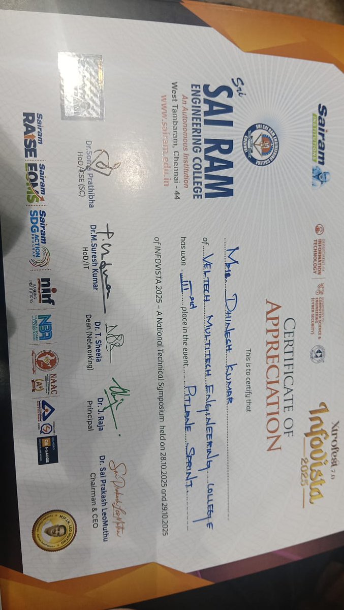 VelMultitech99's tweet image. 🎉 Proud moment for the CSE Department!
Our students Aravind D, V. Divakar, and S. Dhinesh Kumar (Batch 2024–2028) secured 3rd Place in the “Pitlane Sprint” at Infovista 2025, hosted by Sri Sairam Engineering College.
Kudos to the team