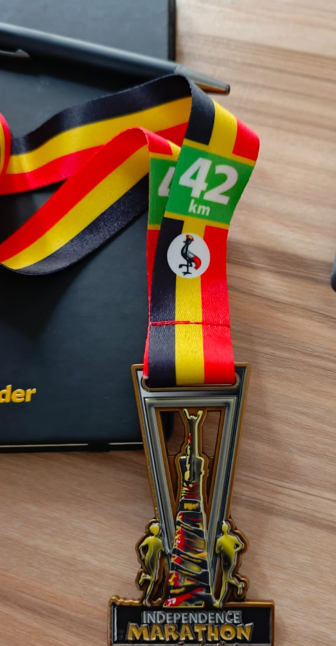 vyo_draman's tweet photo. For the hobbyist athlete, the finisher’s medal is not a trophy of superiority but a tangible whisper: “I did it despite all the hurdles”. The solid touch in their palm carries the memory of every run, every pain, every moment of doubt. A reminder that this “victory was earned”. https://t.co/hLT5128xsO