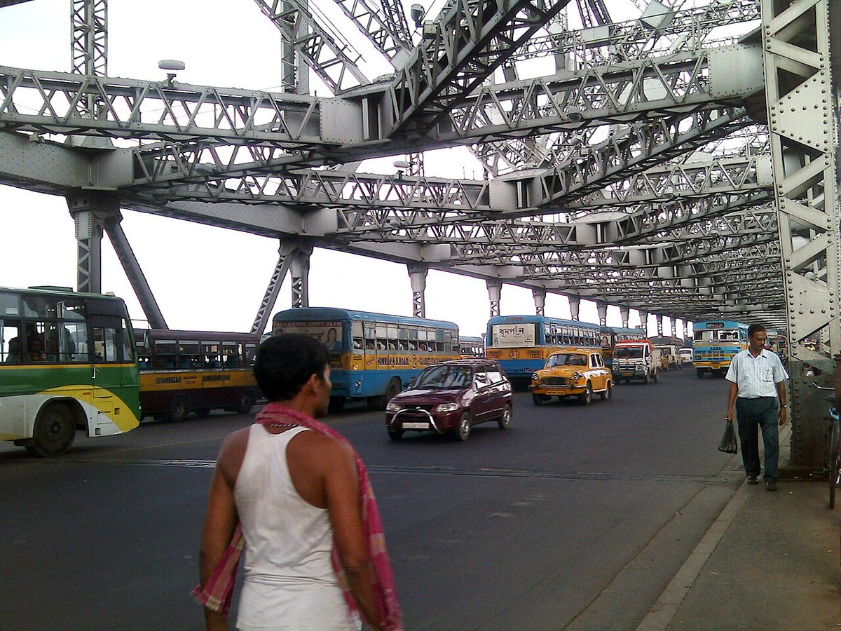 aworld_india's tweet image. The Howrah Bridge — where steel meets soul and the Hooghly carries stories of time, tradition, and triumph. 🌉💫
Experience the spirit of Kolkata — the City of Joy! 💛
👉 adventureworldindia.com
📸 Courtesy: Wikipedia &amp;amp; Web World
#Kolkata #HowrahBridge #IncredibleIndia