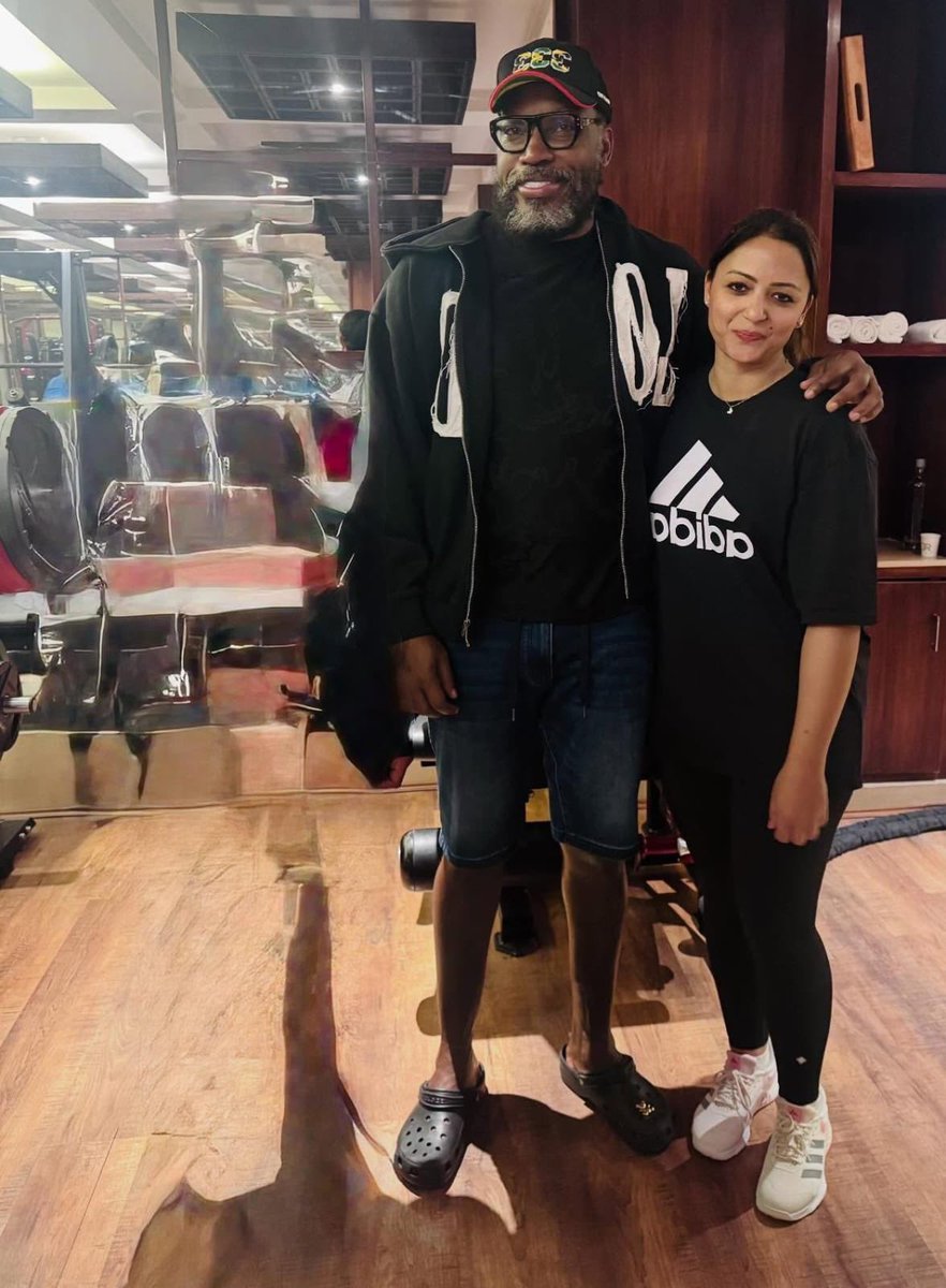 From bathless jobless communist protesting with Kanhaiya Kumar and Umar Khalid to Adidas sponsored capitalist and brand ambassador of Kashmir premier league hanging out with Chris Gayle

Shehla Rashid had the most fortunate turnaround