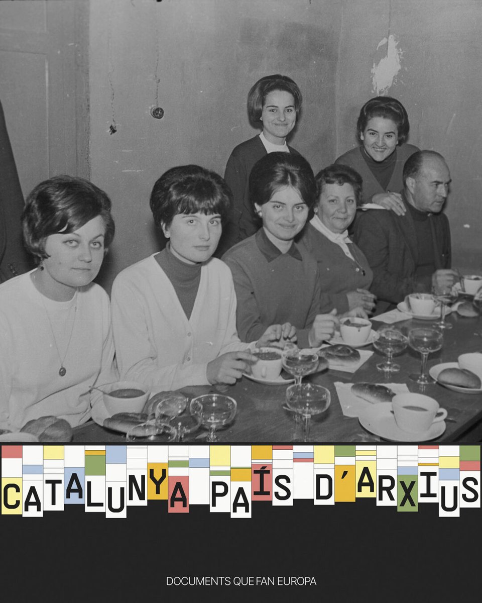 acgarrotxa's tweet image. #queensabeude Ens ajudeu a identificar a les sis dones i l&apos;home que Emili Pujol Planagumà va retratar tot esmorzant, al voltant de 1965? I l&apos;espai, el coneixeu?
@patrimonigencat #XAC #PaisArxius #SIA2025 #patrimonicultural #patrimonidocumental #fotografia #olotcultura #memoria