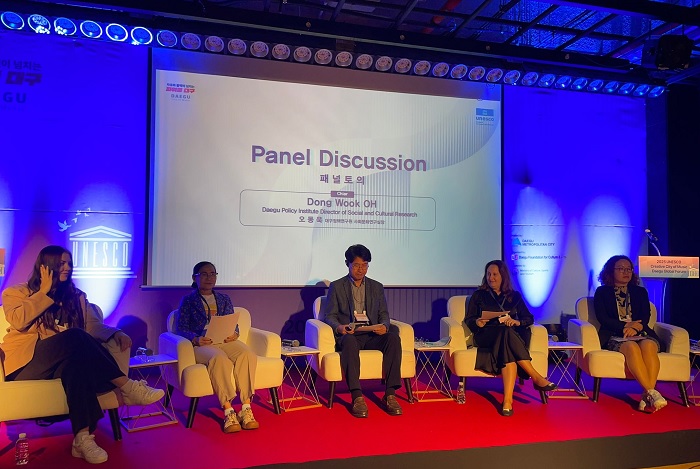 . <a href="/aytolliria/">Ajuntament de Llíria</a>  participa en el Fòrum Global de Ciutats Culturals de Daegu infoturia.com/lliria/80446-l… <a href="/PGarcia_Latorre/">Paco García Latorre</a> <a href="/UNESCO_es/">UNESCO en español 🏛️#Educación #Ciencia #Cultura</a>