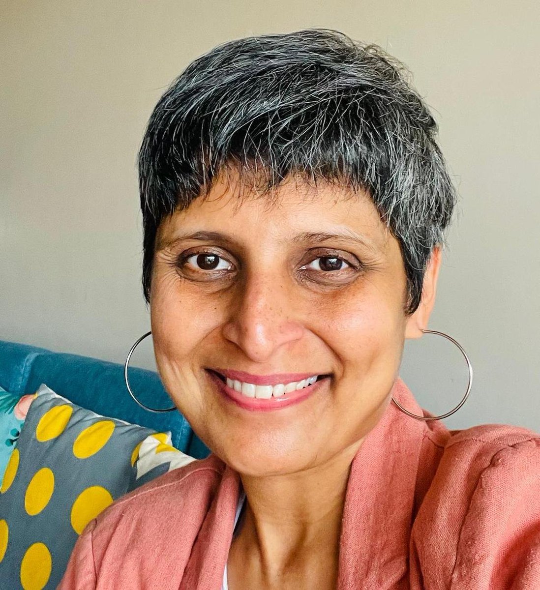 In her latest book published by Penguin, Vaishali Shroff uncovers the ecology, history and forgotten human tales that flow beneath India’s mighty rivers. The author will be in Visakhapatnam for the Vizag Junior Lit Fest, writes <a href="/nivi15/">Nivedita Ganguly</a> 

thehindu.com/books/vaishali…